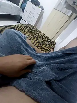 Snapshot of nestlok309 chatting on February 24, 12:08 am nestlok309 online show from February 24, 12:08 am