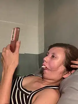 lady moon09 online show from April 16, 2:40 pm