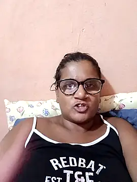 Snapshot of indianstrawberrylips4u chatting on February 28, 7:04 pm indianstrawberrylips4u online show from February 28, 7:04 pm