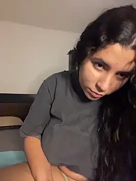 FerLondon55 online show from April 1, 4:46 am