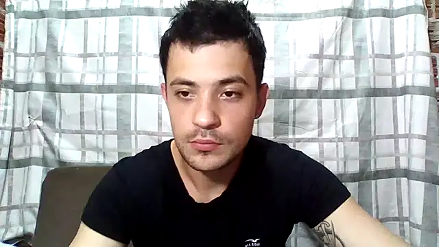 machodotado97 online show from April 15, 11:49 pm