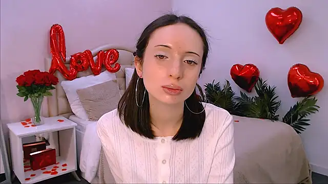 Snapshot of foreversleepyhead chatting on February 18, 11:06 am foreversleepyhead online show from February 18, 11:06 am