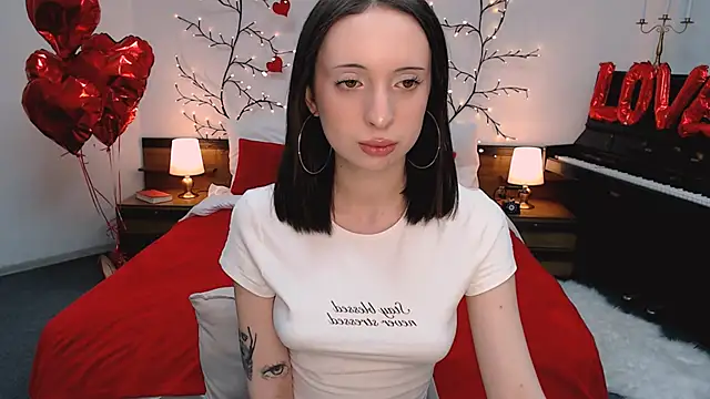 Snapshot of foreversleepyhead chatting on March 3, 11:05 am foreversleepyhead online show from March 3, 11:05 am