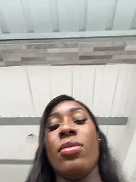 Snapshot of ZarahFerreira chatting on February 28, 10:22 pm ZarahFerreira online show from February 28, 10:22 pm