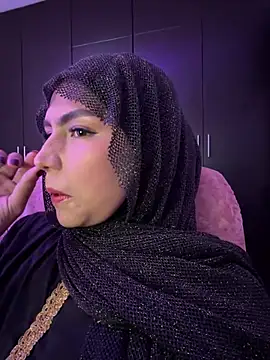 Snapshot of Darsha_Khemu chatting on April 17, 7:28 pm Darsha Khemu online show from April 17, 7:28 pm