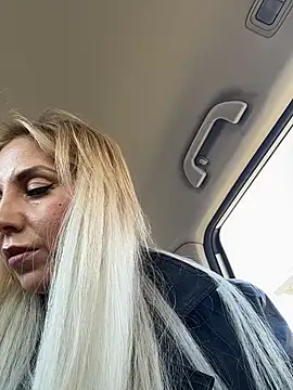 LisaMurr online show from April 17, 10:07 am