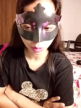 Snapshot of cute_girl_29 chatting on May 6, 9:09 pm cute girl 29 online show from May 6, 9:09 pm