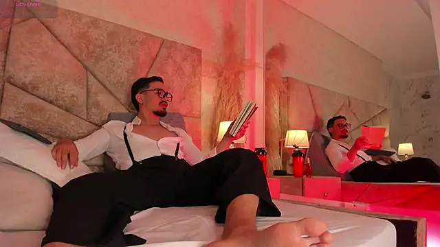 SavageCross1 online show from February 22, 7:45 pm