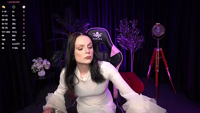 Wild Alice me online show from April 16, 3:13 pm