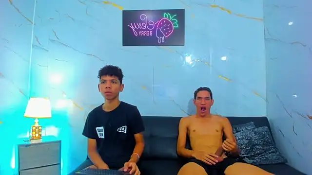 Snapshot of Spicy_guys chatting on March 3, 1:06 pm Spicy guys online show from March 3, 1:06 pm