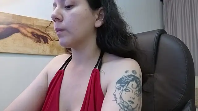 Snapshot of Chloe_Noire chatting on February 27, 11:10 am Chloe Noire online show from February 27, 11:10 am