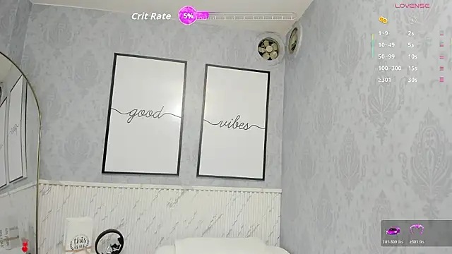 Snapshot of beautydoll18_ chatting on March 3, 10:10 am beautydoll18 online show from March 3, 10:10 am