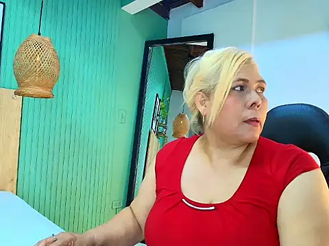 Snapshot of eva_colen50 chatting on February 28, 6:53 pm eva colen50 online show from February 28, 6:53 pm