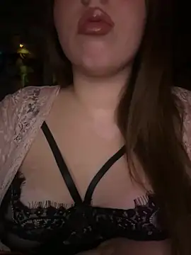 Snapshot of AnessaXrose chatting on February 18, 10:17 pm AnessaXrose online show from February 18, 10:17 pm