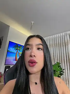 Snapshot of AliceBoomx chatting on March 28, 6:57 am AliceBoomx online show from March 28, 6:57 am