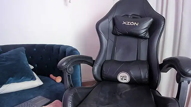 Esmeralda carrascal online show from March 15, 3:29 pm