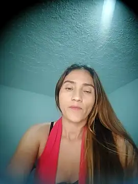 Snapshot of isaa- chatting on May 29, 8:07 pm isaa- online show from May 29, 8:07 pm