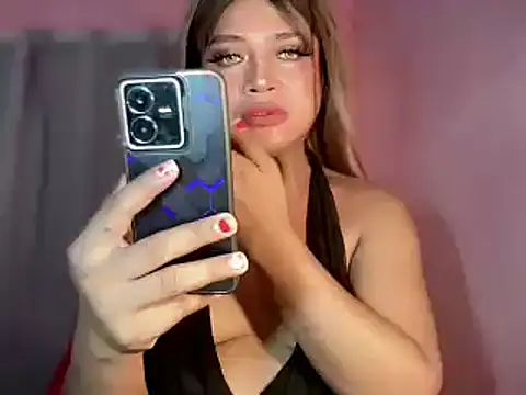 Snapshot of Midnight_Ebony69 chatting on March 6, 3:36 am Midnight Ebony69 online show from March 6, 3:36 am