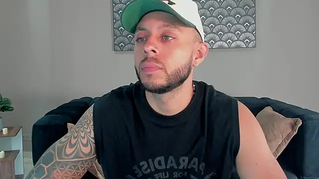 Snapshot of Daniel_kingx chatting on February 24, 12:03 pm Daniel kingx online show from February 24, 12:03 pm