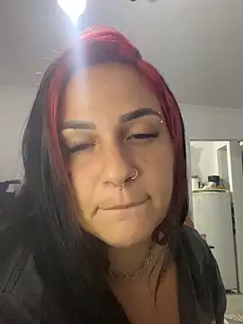 Snapshot of Luaprivadox chatting on March 1, 5:42 am Luaprivadox online show from March 1, 5:42 am