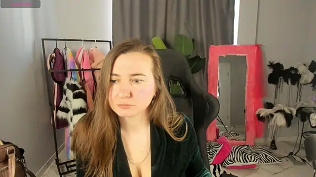 Golden Dragon online show from April 5, 8:33 am