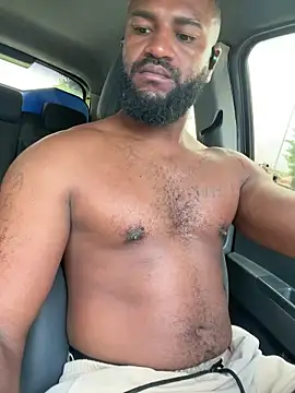 Snapshot of el_guille1 chatting on February 24, 3:54 pm el guille1 online show from February 24, 3:54 pm