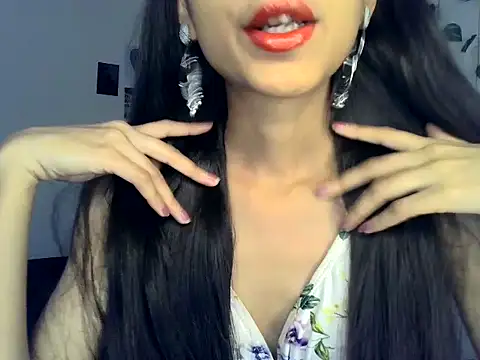 SIKSHA SINGH online show from February 25, 5:50 am