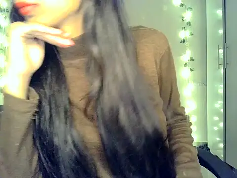 SIKSHA SINGH online show from April 8, 2:39 pm