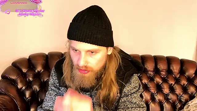 Juli Corn online show from March 7, 6:32 am