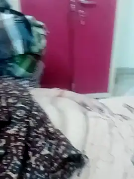 Desi Heat Couple online show from February 18, 6:37 pm