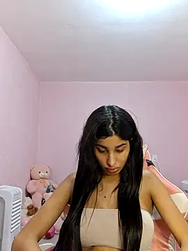 Snapshot of KaterinneMarie chatting on April 12, 2:00 pm KaterinneMarie online show from April 12, 2:00 pm
