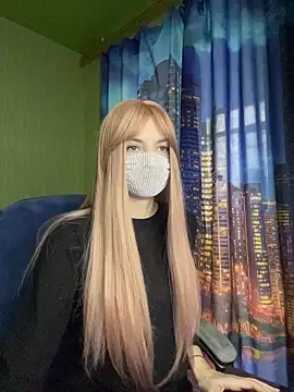 SophieBlackwood online show from March 5, 9:05 am