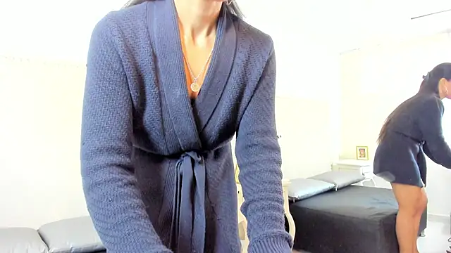 Snapshot of FernandaAvilax chatting on May 4, 7:32 pm FernandaAvilax online show from May 4, 7:32 pm