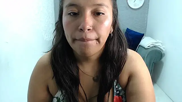 Snapshot of sandyfuckass chatting on February 20, 1:33 pm sandyfuckass online show from February 20, 1:33 pm