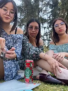 mila699  online show from February 19, 8:05 pm