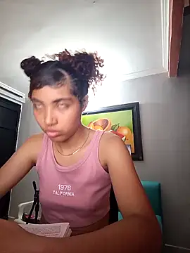 MeMore 44 online show from February 26, 4:44 am