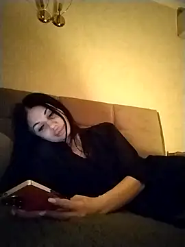 Snapshot of evavibe_ chatting on March 19, 7:40 pm evavibe online show from March 19, 7:40 pm