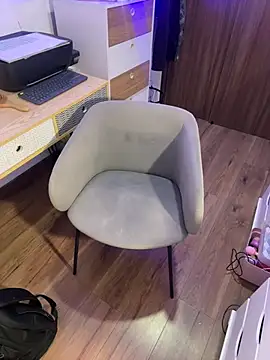 Snapshot of annieford_ chatting on March 3, 12:28 am annieford online show from March 3, 12:28 am