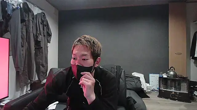 Snapshot of ryuaaaaa chatting on March 8, 5:39 pm ryuaaaaa online show from March 8, 5:39 pm