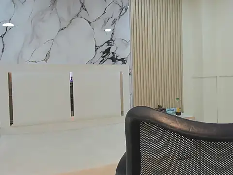 Snapshot of JhoselynQueen chatting on March 2, 3:20 am JhoselynQueen online show from March 2, 3:20 am