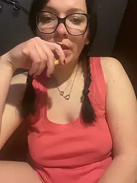 Snapshot of sonule99 chatting on April 29, 6:03 pm sonule99 online show from April 29, 6:03 pm