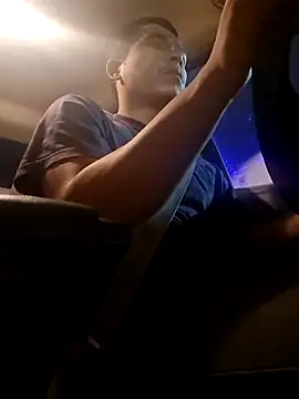 gueboloco2626 online show from March 11, 11:38 am