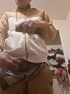 gueboloco2626 online show from March 16, 12:09 pm