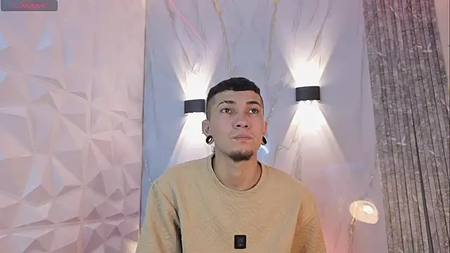 Logan and Reachel online show from March 20, 7:30 pm