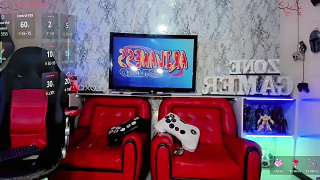 love velvet  online show from April 14, 4:18 am