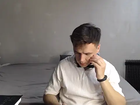 Snapshot of Denis_sport chatting on May 1, 4:22 pm Denis sport online show from May 1, 4:22 pm