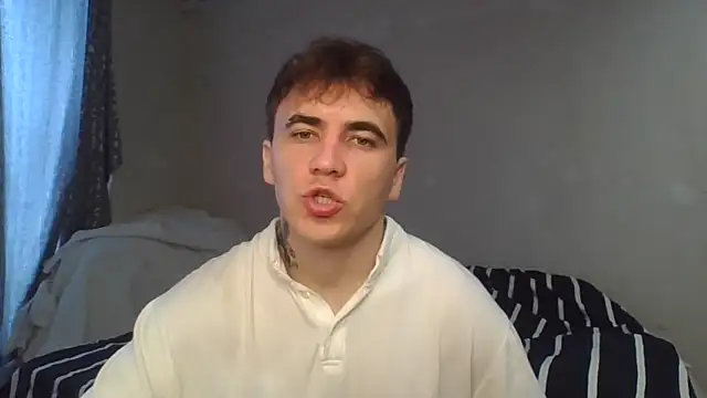 Snapshot of Denis_sport chatting on May 25, 5:24 am Denis sport online show from May 25, 5:24 am
