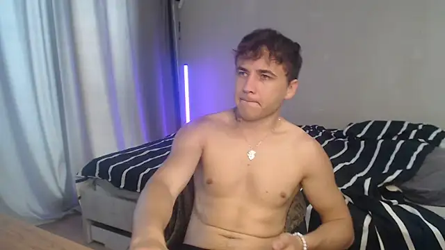 Snapshot of Denis_sport chatting on June 30, 12:39 pm Denis sport online show from June 30, 12:39 pm