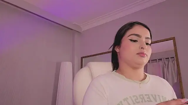 Stephany Harlot online show from March 19, 10:36 pm