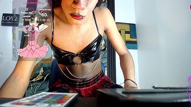 Snapshot of Alondra_Wile chatting on April 20, 7:26 pm Alondra Wile online show from April 20, 7:26 pm